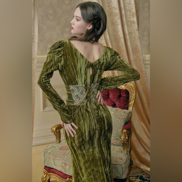 Velvet Corset Waist Renaissance-Inspired Dress (NWT, XS) Castlecore - Picture 2 of 16